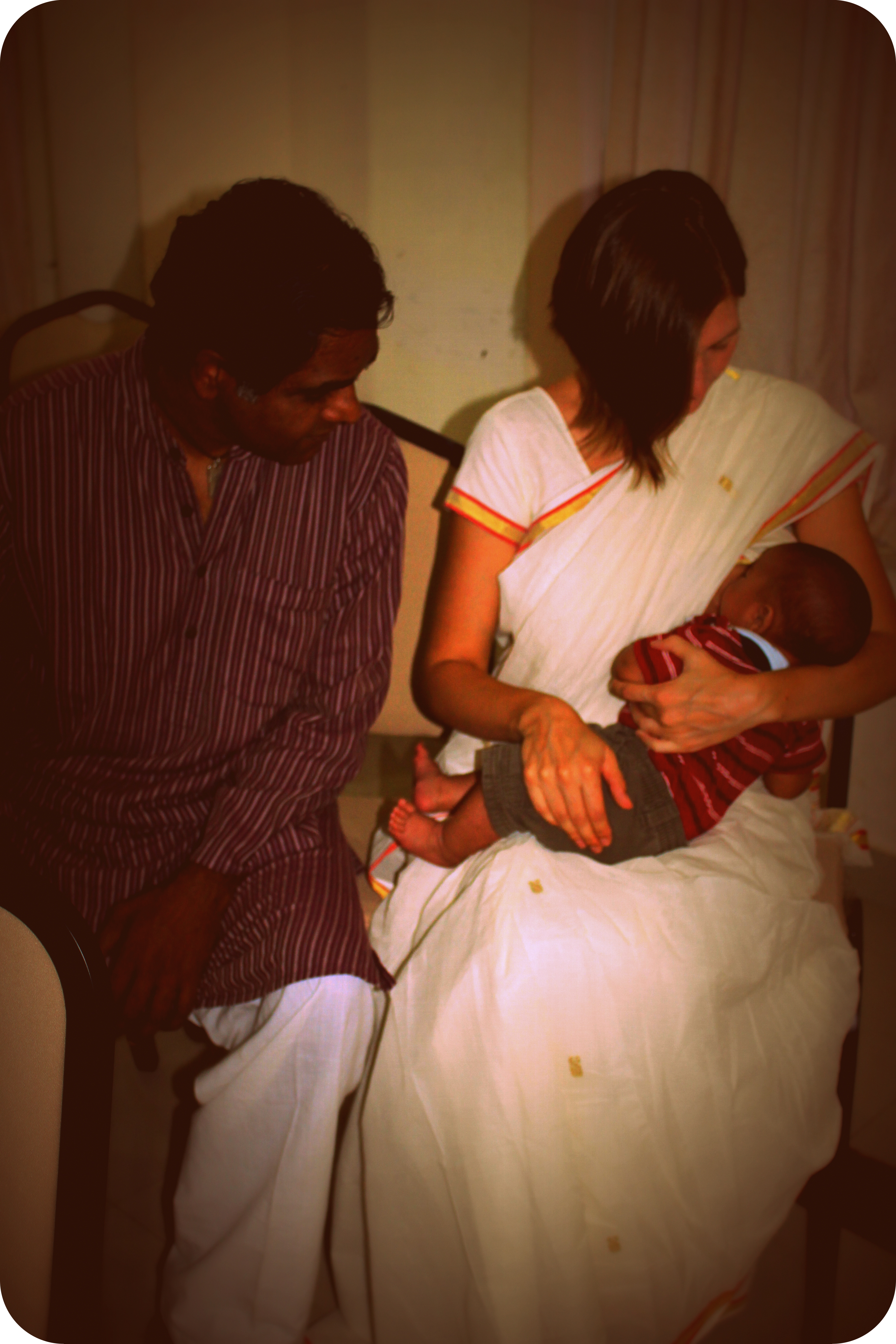 Breastfeeding in a Sari